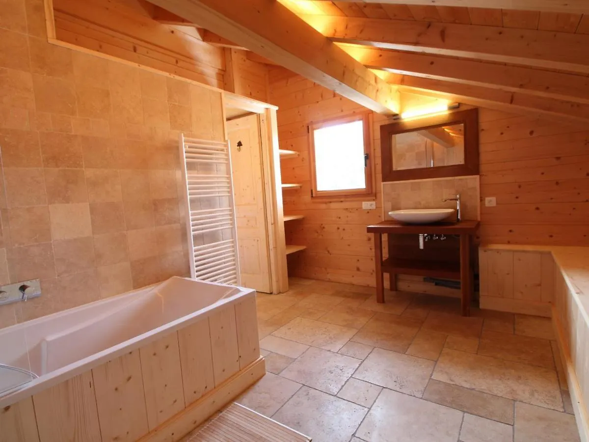 Chalet Cosy 12 Pers. A 1Km Des Pistes, 5 Ch., Wifi, Cheminee, Abri Voiture - Fr-1-572-30 Araches-la-Frasse France